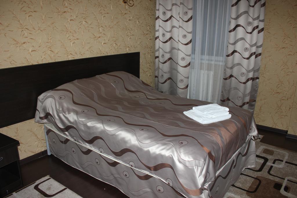 Home Hotel Astana Δωμάτιο φωτογραφία