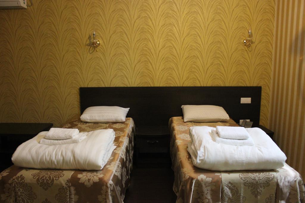 Home Hotel Astana Δωμάτιο φωτογραφία